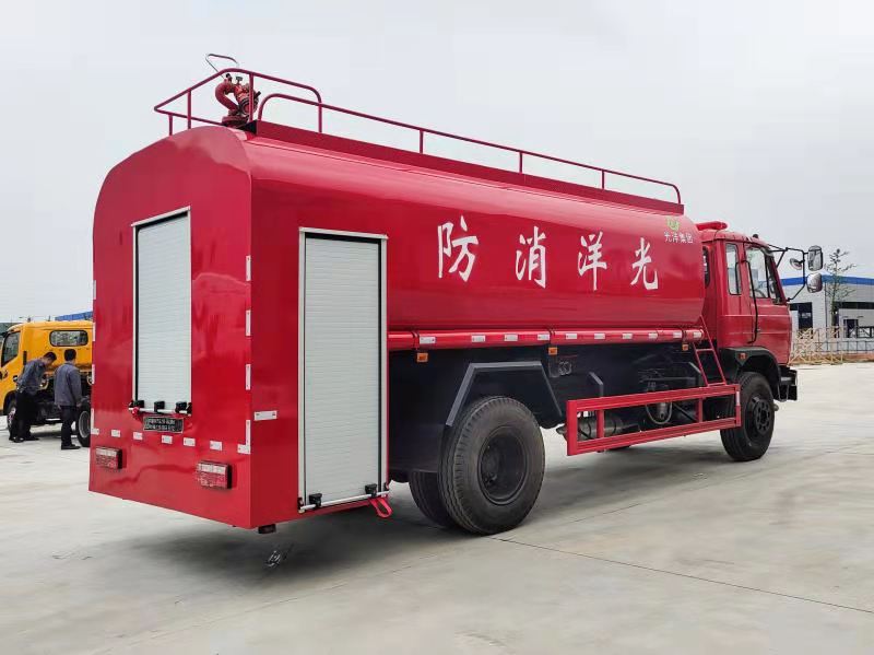 東風(fēng)15方消防灑水車